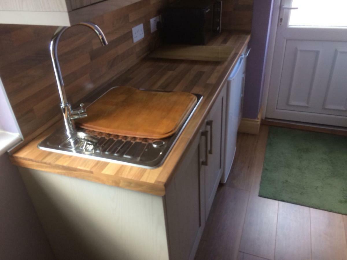 Brentwood Villa Beverley Exteriör bild